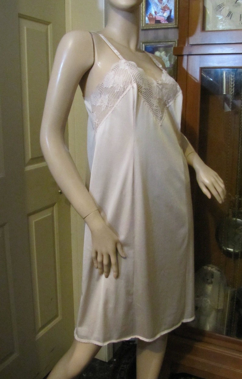 Vintage Heiress Pale Peachy Tan Slip size 36