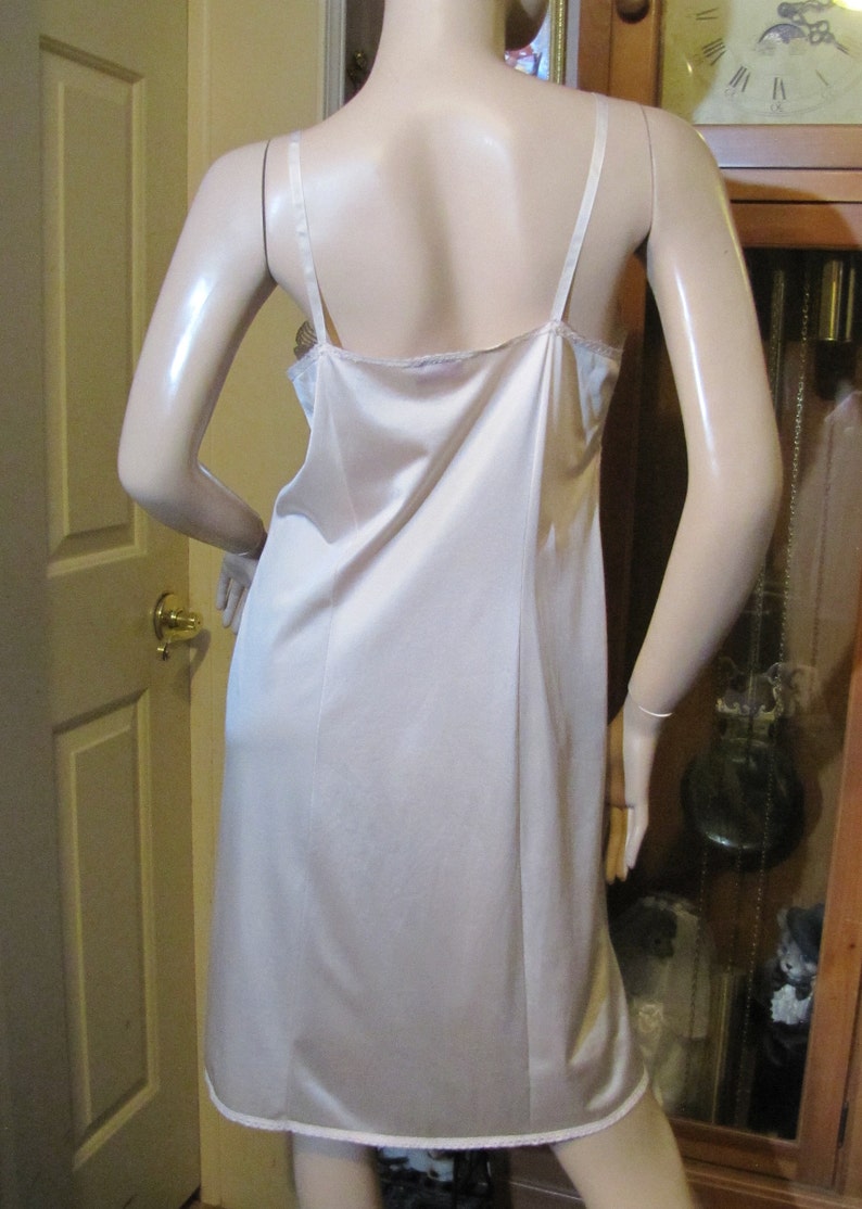 Vintage Heiress Pale Peachy Tan Slip size 36