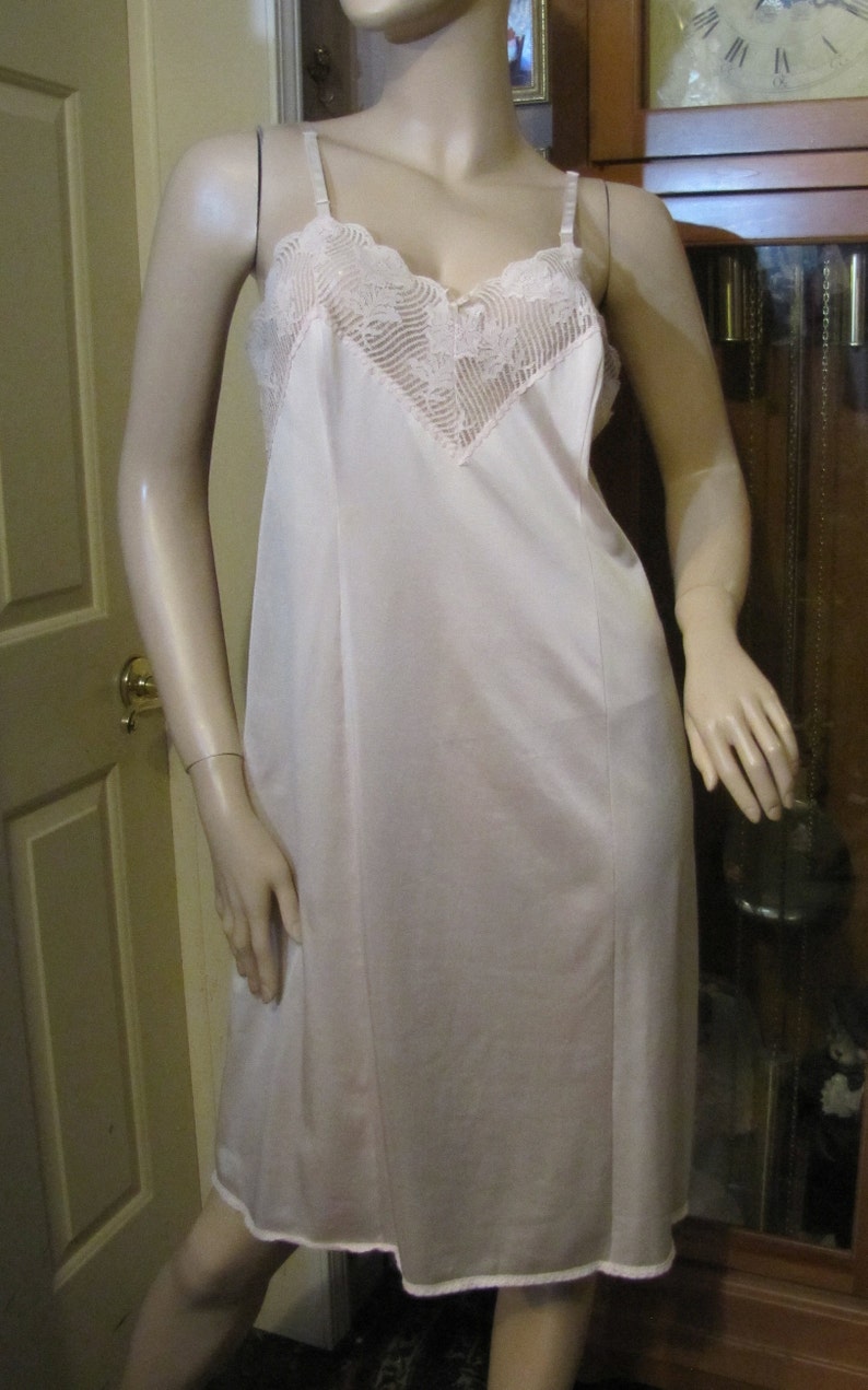 Vintage Heiress Pale Peachy Tan Slip size 36