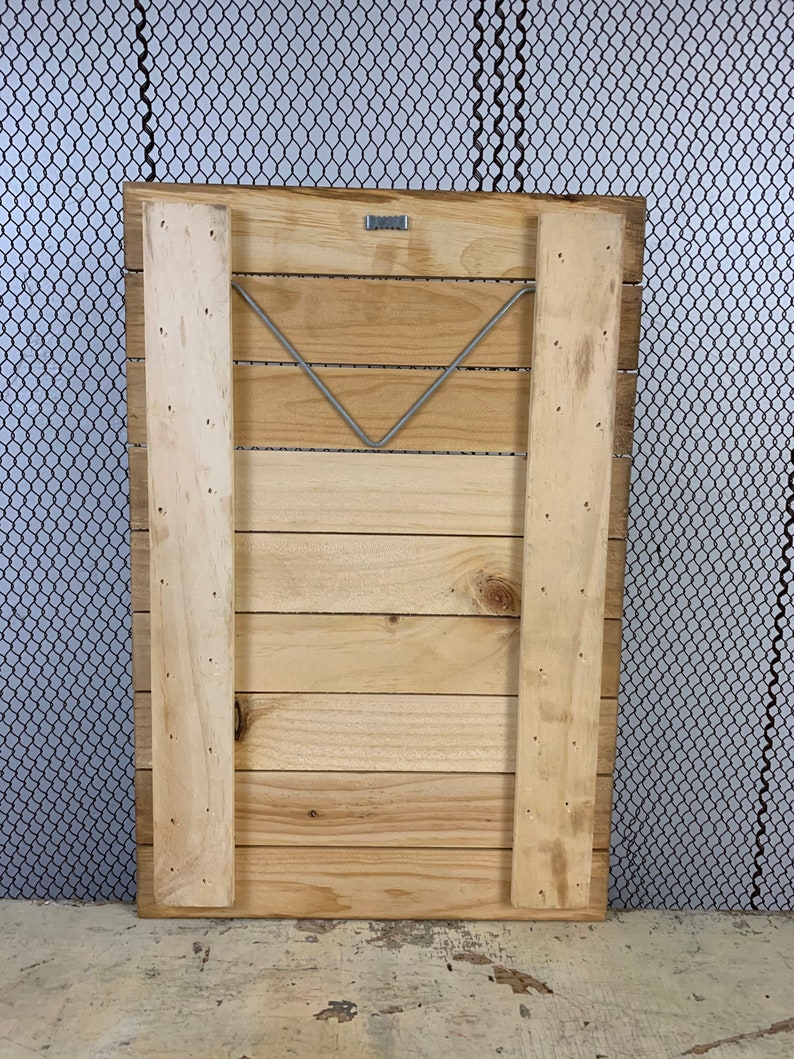 Reclaimed Wood Making Memories Family Friends Inspirational Pallet Sign CR84