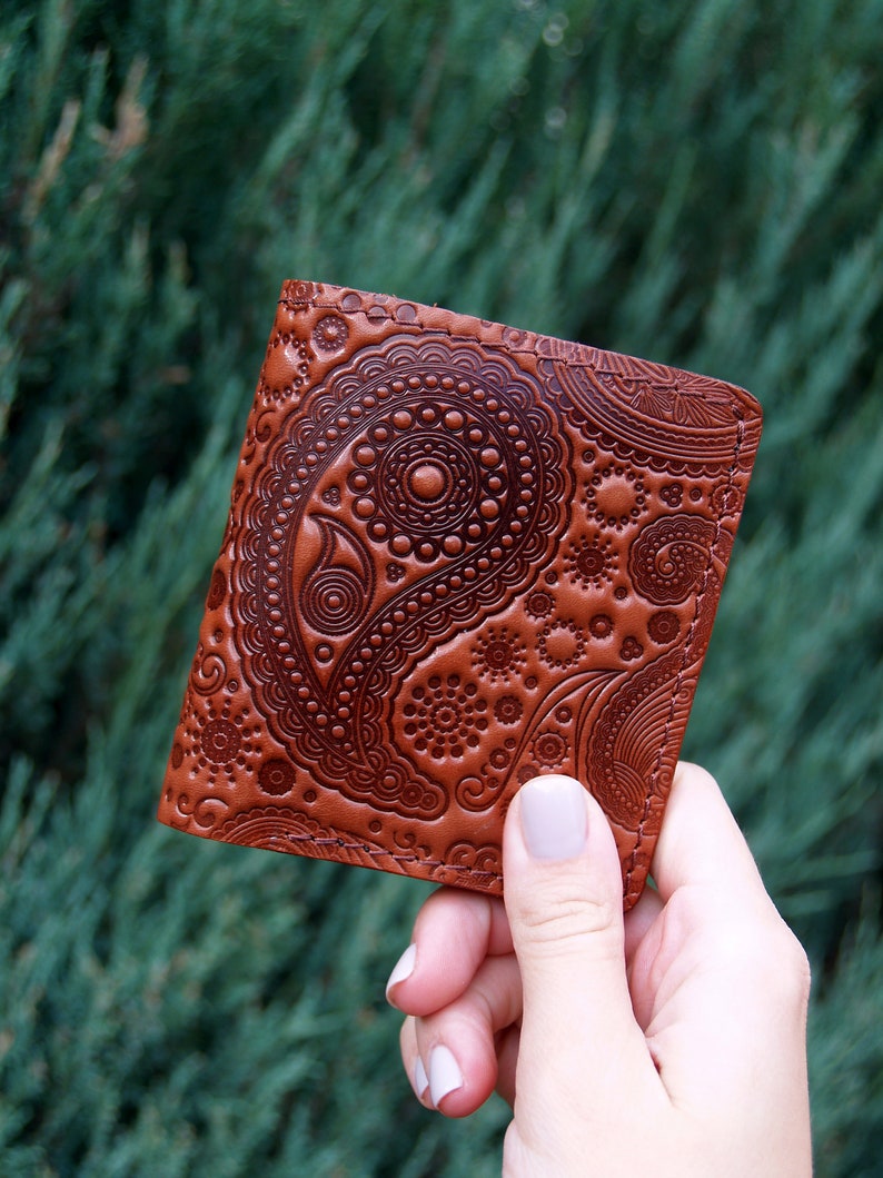 Slim Leather Wallet Paisley Pattern Oriental Minimalist Money Etsy