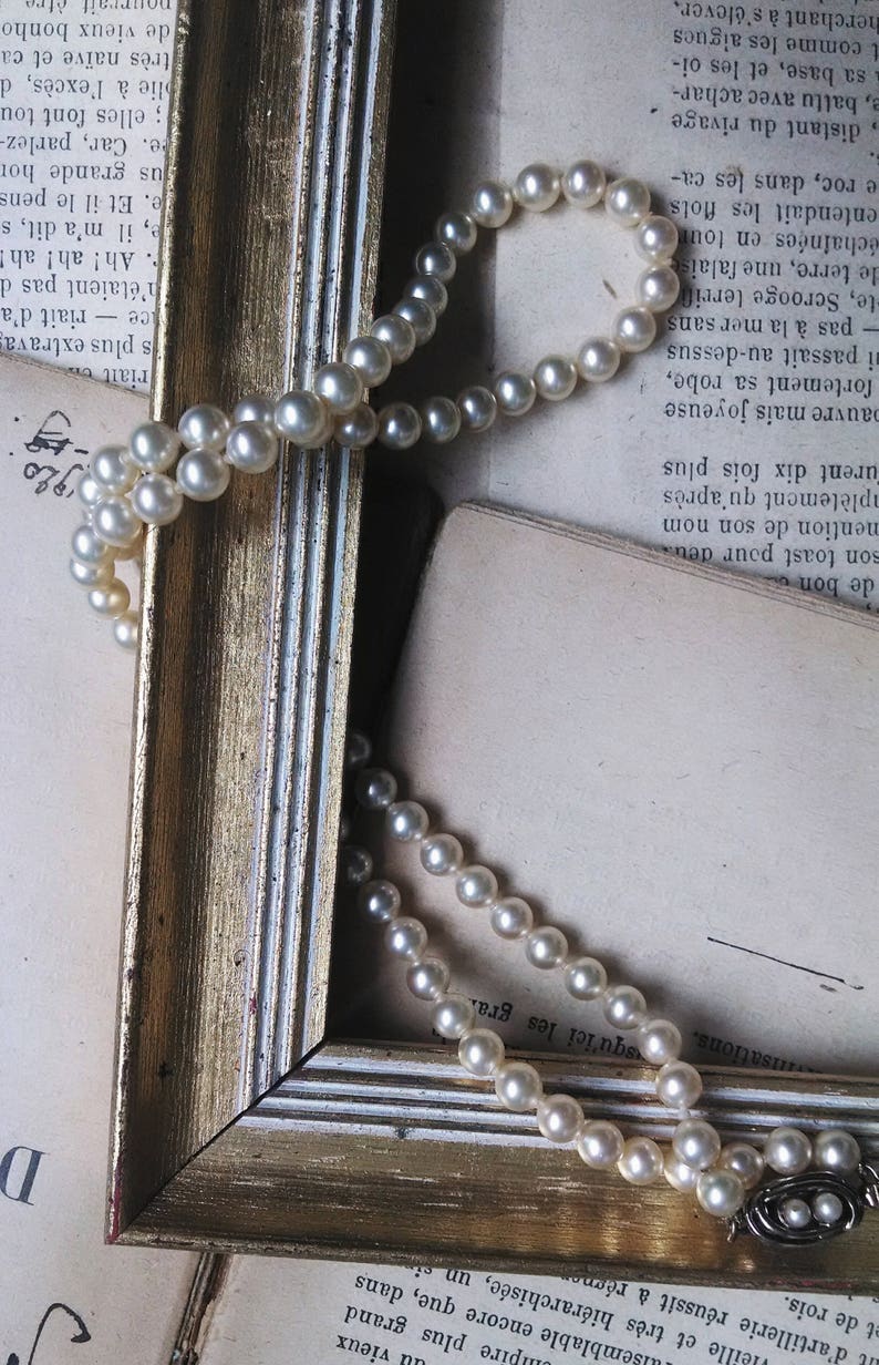 Faux pearl necklace high quality with sterling silver lock; pearl jewelry; classical pearl necklace; gift for her; chic necklace