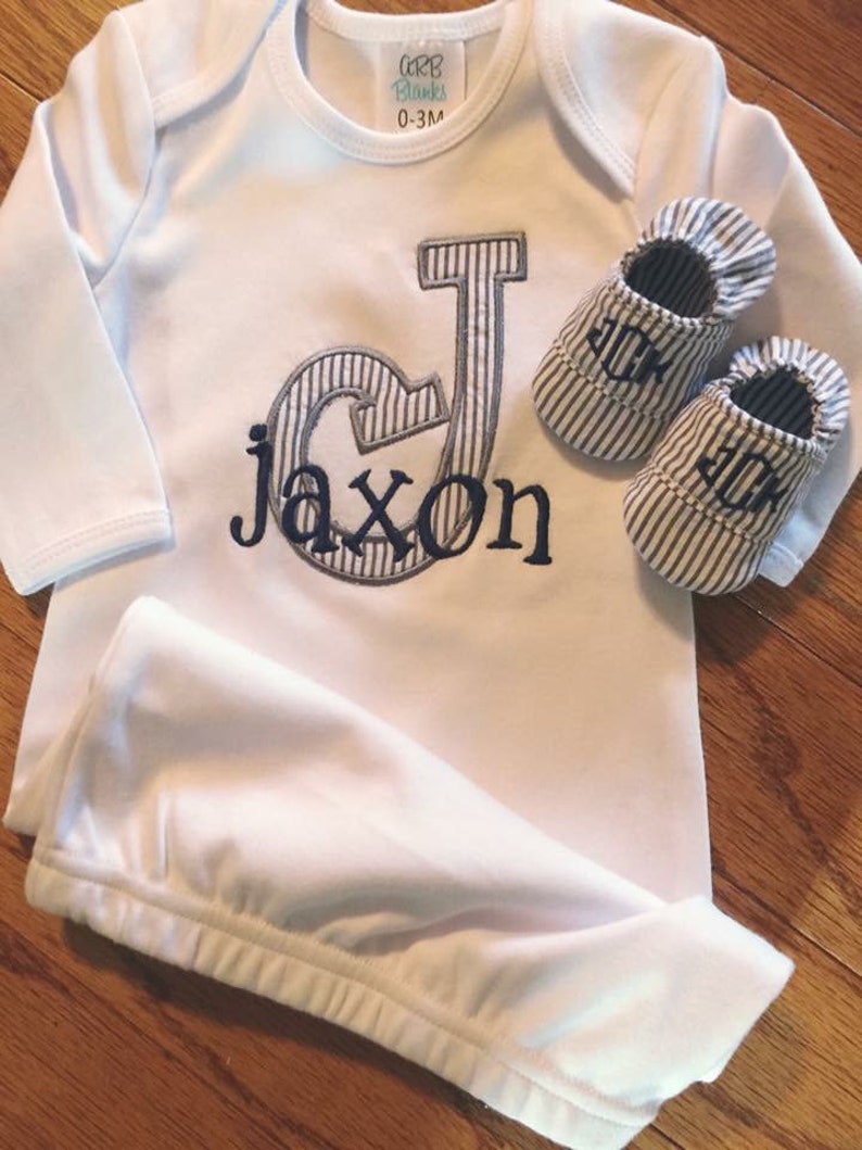 personalized-baby-gown-baby-boy-coming-home-outfit-newborn-etsy