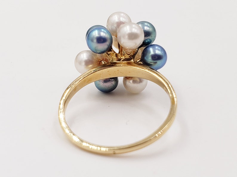 White and Bluish Pearls Ring in 14 Kt Yellow Gold Size 6.75 US