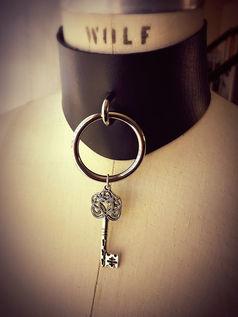 Black BDSM Cuff Collar A Kitten Play Collar DDLG or Submissive Collar Tall O Ring Key Sub Collar or Dominatrix Gift as a Slave Collar