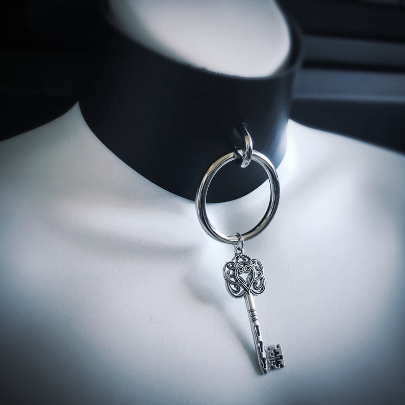 Black BDSM Cuff Collar A Kitten Play Collar DDLG or Submissive Collar Tall O Ring Key Sub Collar or Dominatrix Gift as a Slave Collar