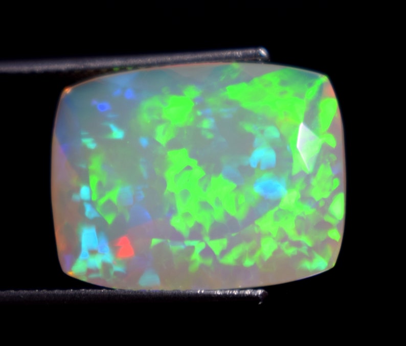 8.50 Carat Opal Size 17.8x13.9x7.9 MM AAA++ Quality Natural Ethiopian Opal Loose Gemstone Baguette Shape Opal