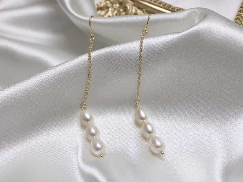 Handmade Jewelry 14k Gold Plated Pearl Necklace Everyday Jewelry June Birthstone Gift Bridesmaid Gift Minimalist Jewelry