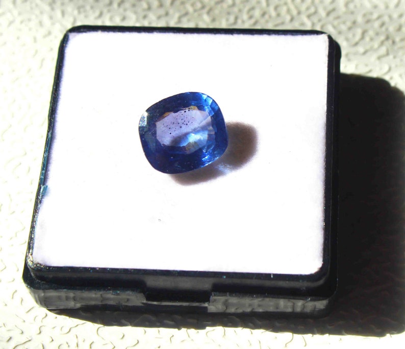 8.55 Ct Certified Natural AAA Shiny Blue Taaffeite Cushion Shape Gemstone Making For Ring NF2066