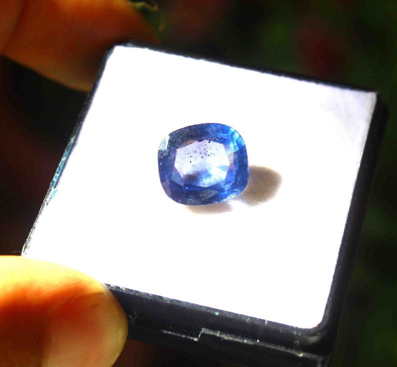 8.55 Ct Certified Natural AAA Shiny Blue Taaffeite Cushion Shape Gemstone Making For Ring NF2066