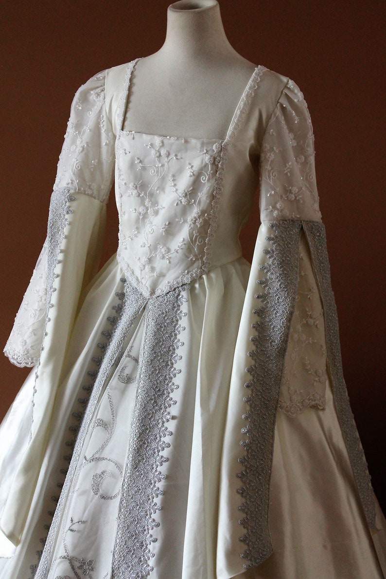 Bust 36 A Royal Tudor Wedding Gown/Anne Boleyn Costume | Etsy