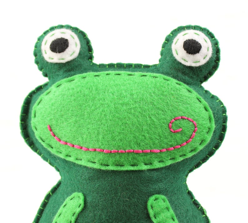 frog stuffed animal diy