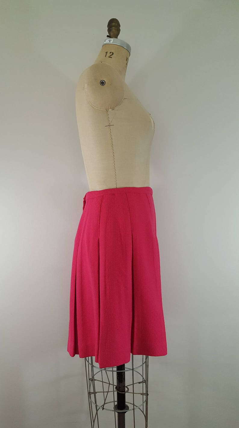 Vintage 1960s Pink Wool Pleated Skirt / Short Swing Skirt / | Etsy