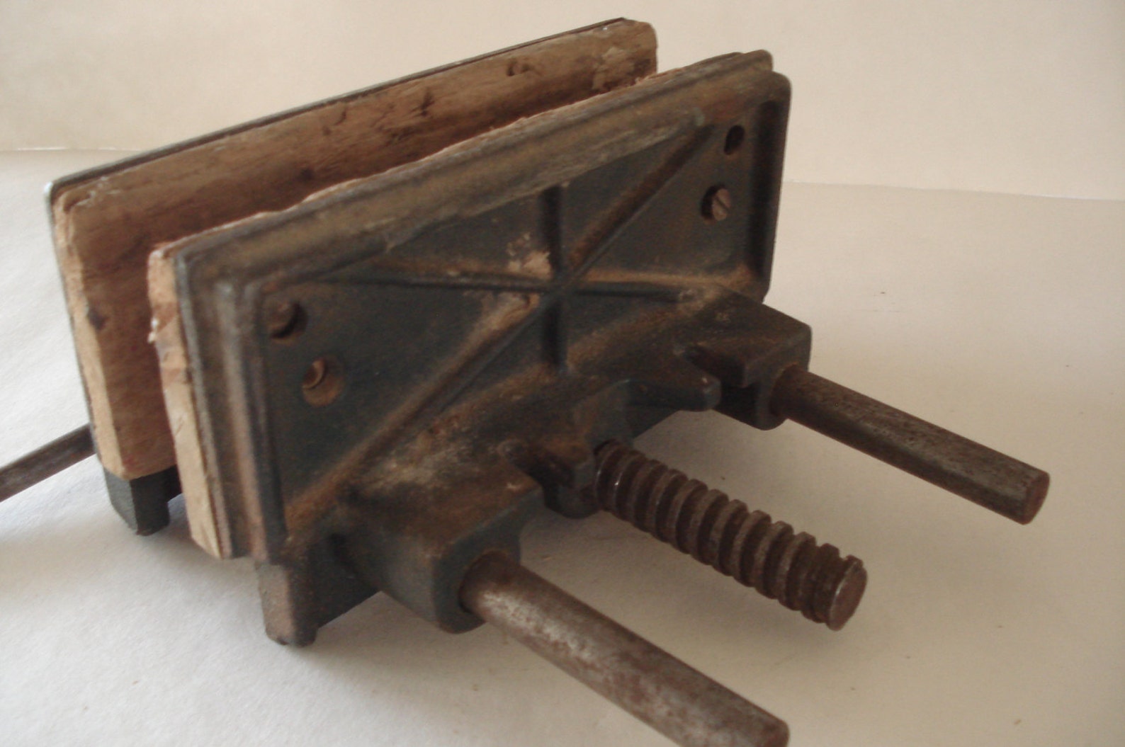 Made In Usa Woodworking Vise