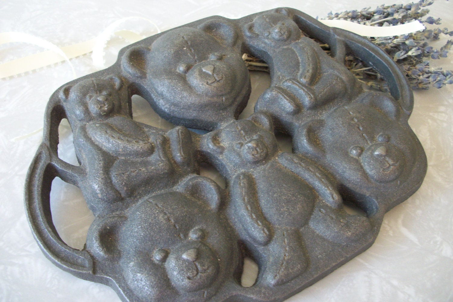 Vintage Cast Iron Teddy Bear Mold Multiple Bears on One Mold Etsy