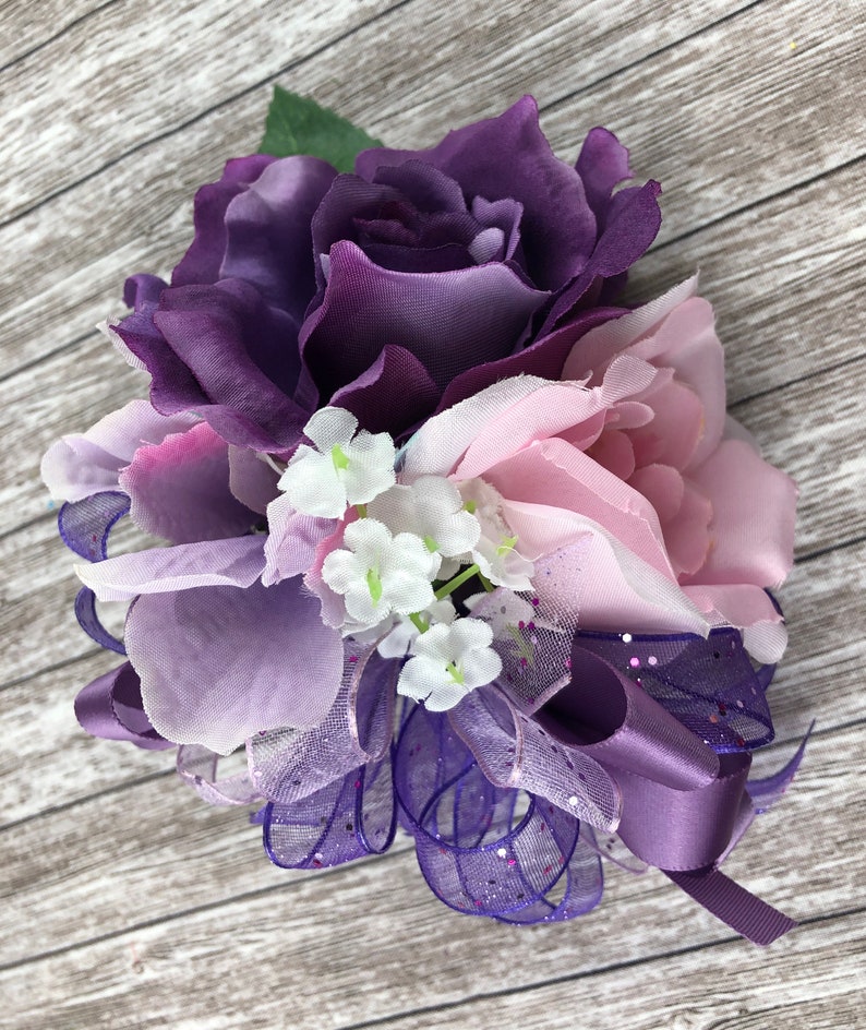 wisteria bouquet for weddings