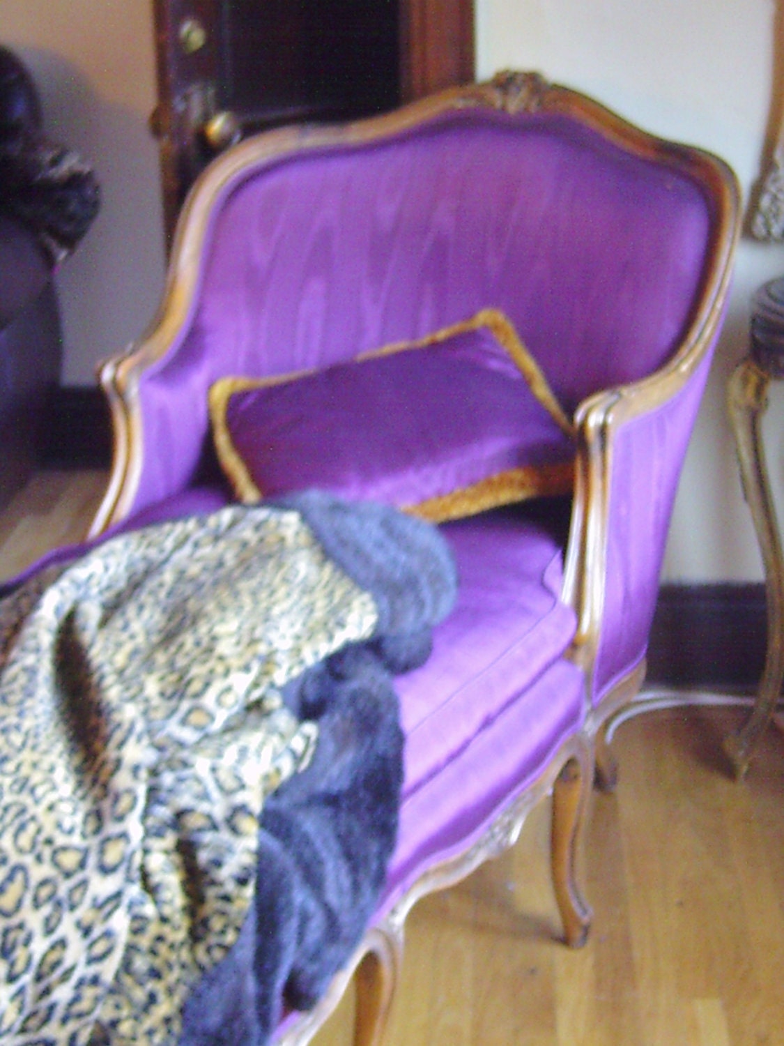 French Purple Fainting Couch Hollywood Regency Etsy