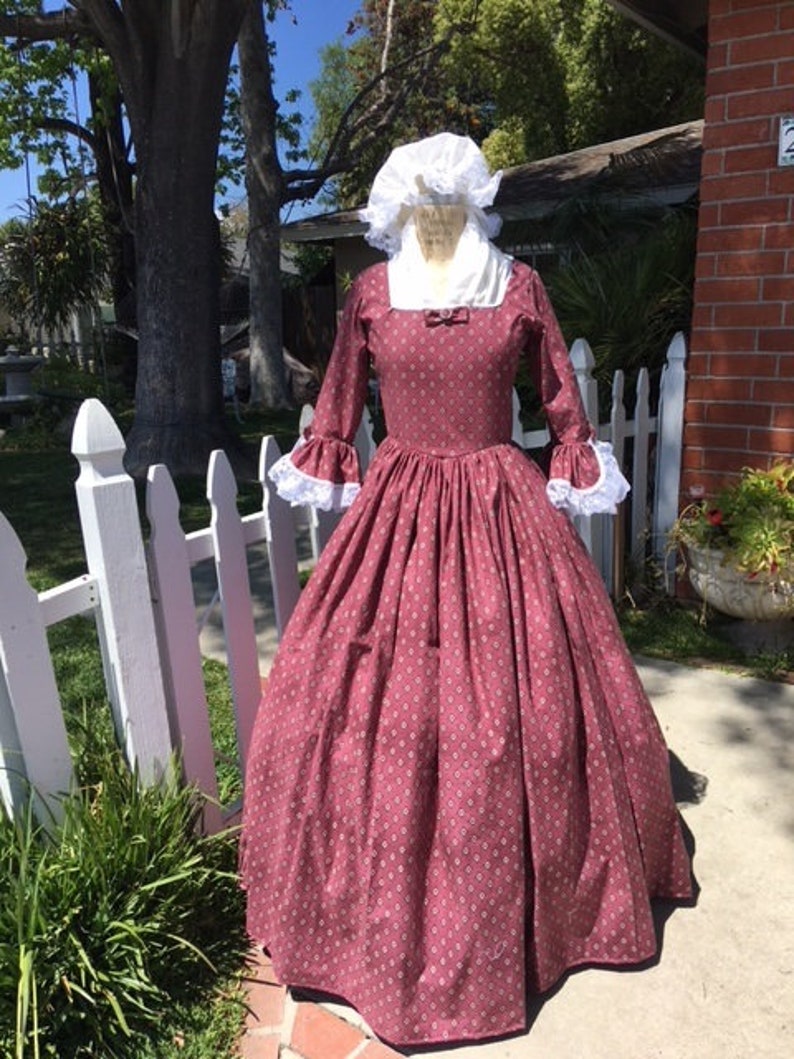 DAR GOWN revolutionary war gown colonial women dress martha | Etsy