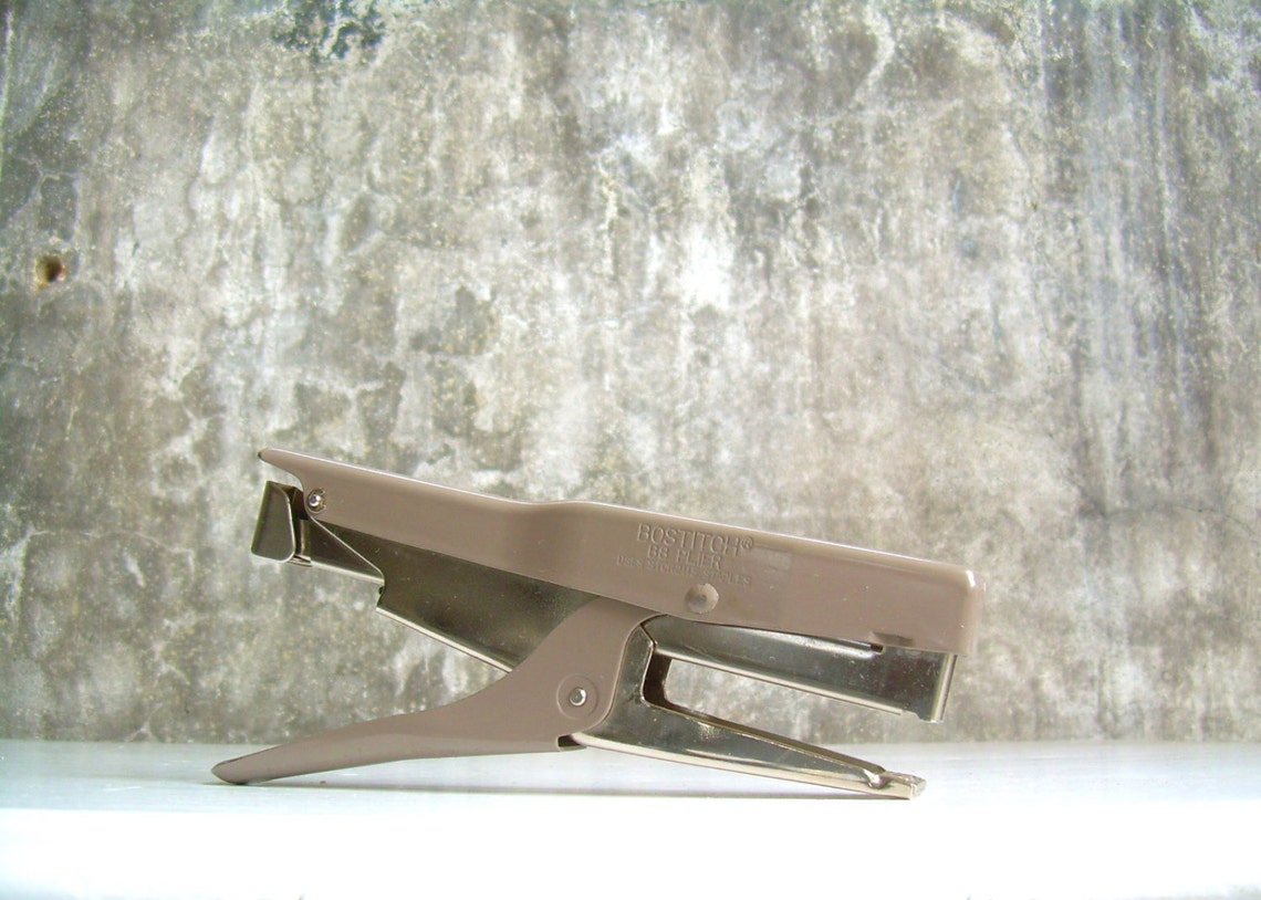 Bostitch B8 Plier Stapler Manual