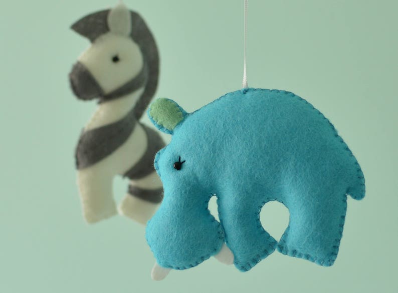 Baby Nursery Animal Mobile / Felt Baby Mobile / Safari Mobile Etsy