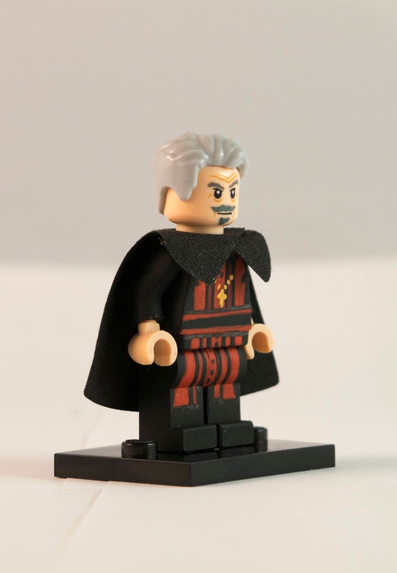 captain cardinal lego